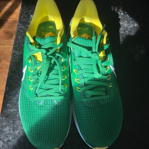 Unisex Nike Green Oregon Ducks Zoom Pegasus 39 Running Shoe - Picture 3 of 10